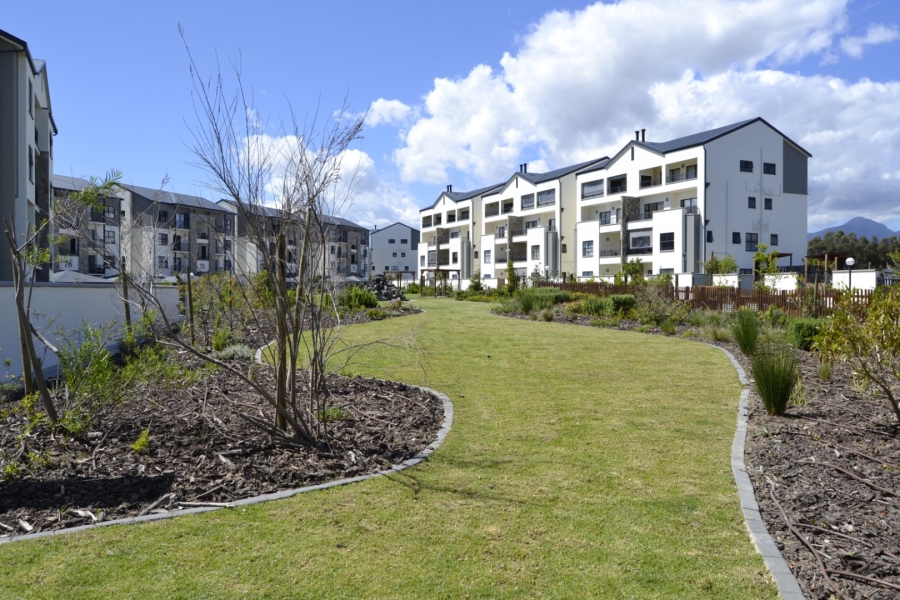 To Let 2 Bedroom Property for Rent in The Huntsman Western Cape